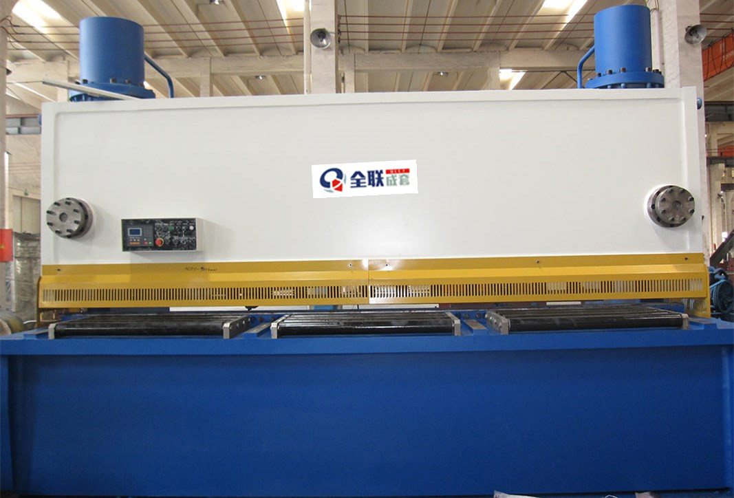 液(yè)壓剪闆機 液壓(yā)剪闆機