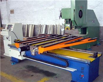 伺(sì)服數控送料機