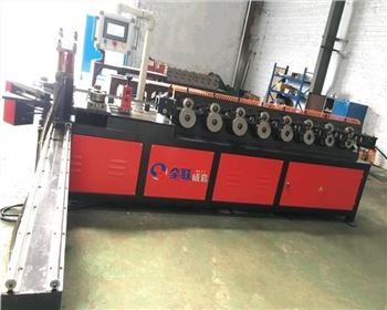 數控帶(dai)鋼圓法蘭(lan)成型機